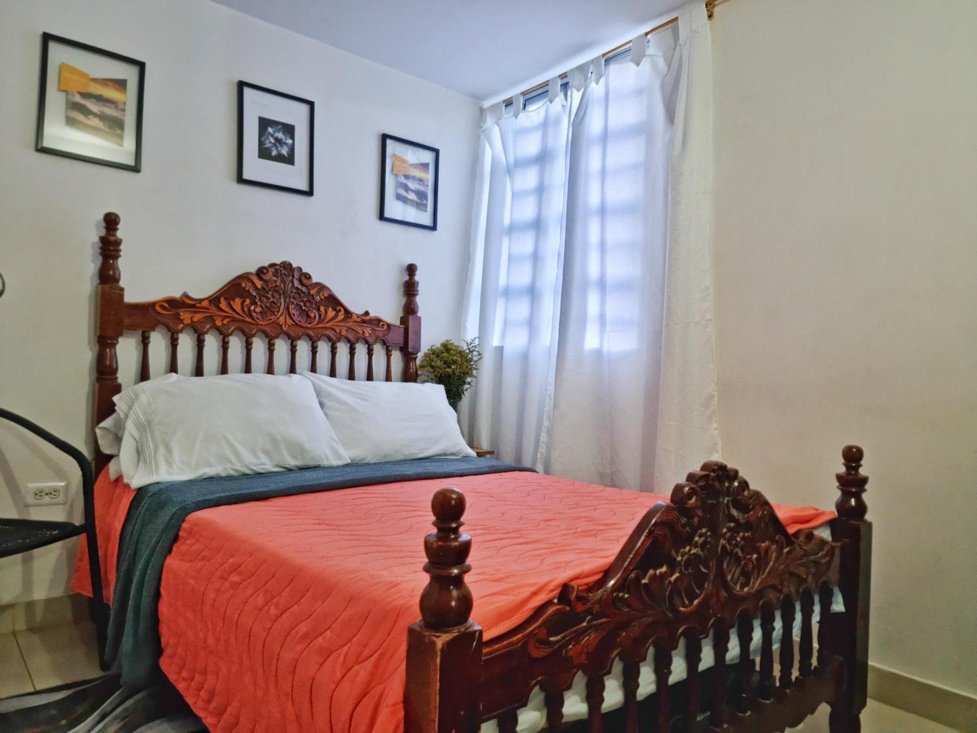 Hostal - Dona Elva A 15 Min Del Aeropuerto Rionegro Bagian luar foto